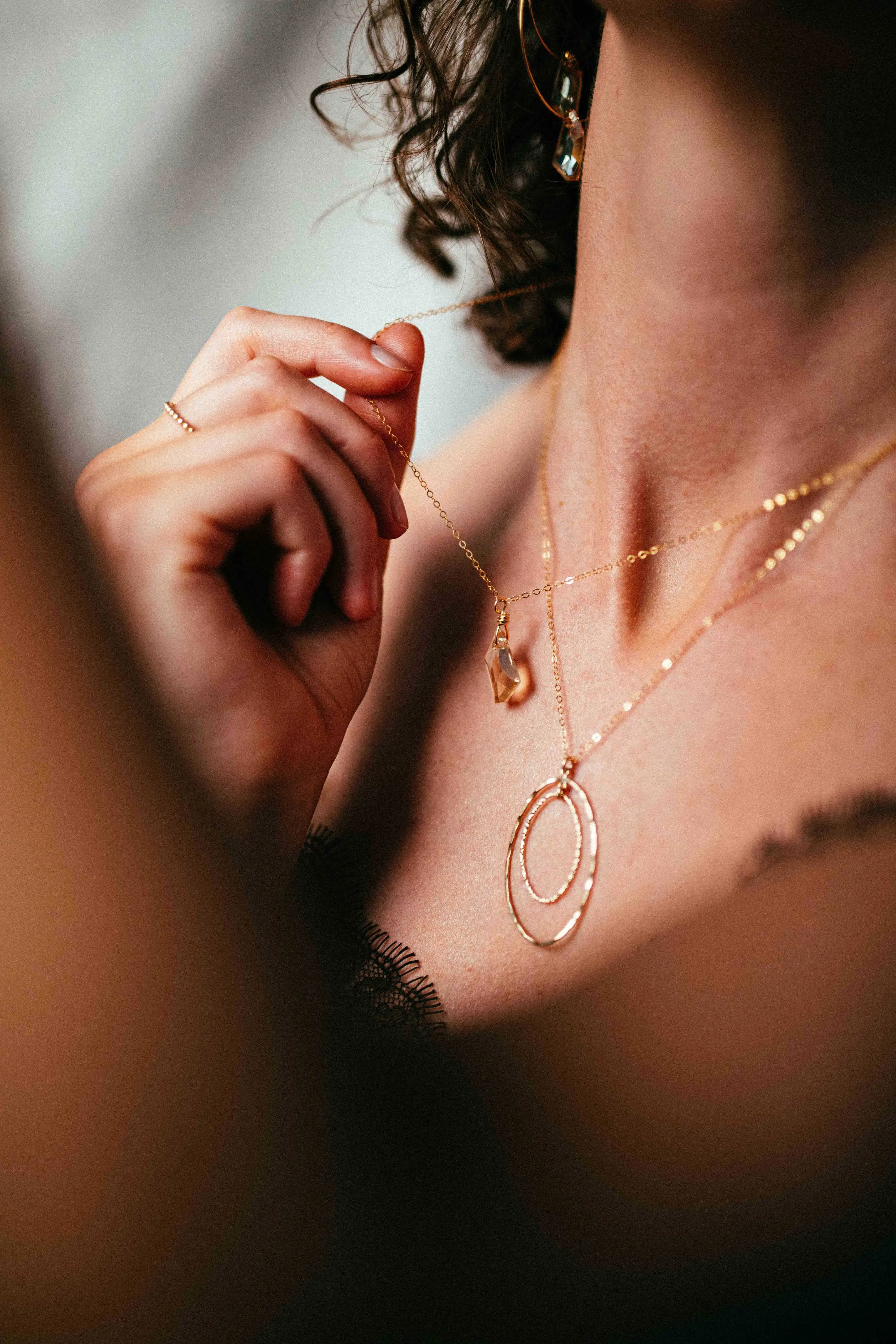 Gold Filled Textured Double Oval Pendant Necklace