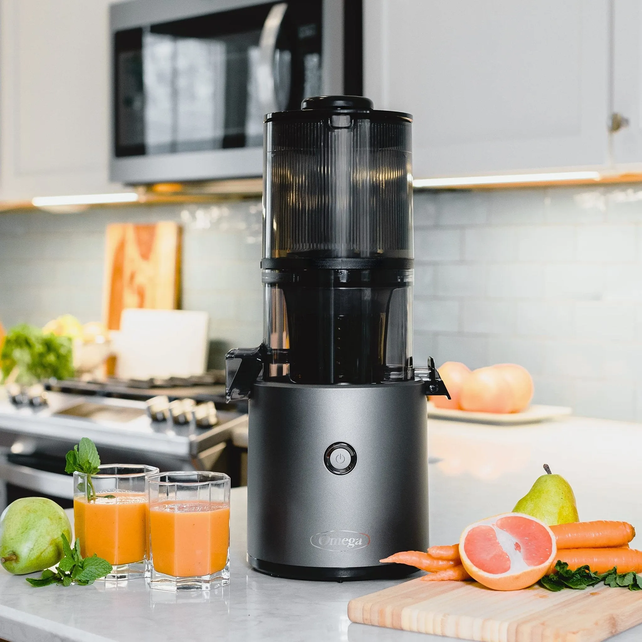 Omega: Batch Juicer - 60-Second Memory Feature, 68oz capacity