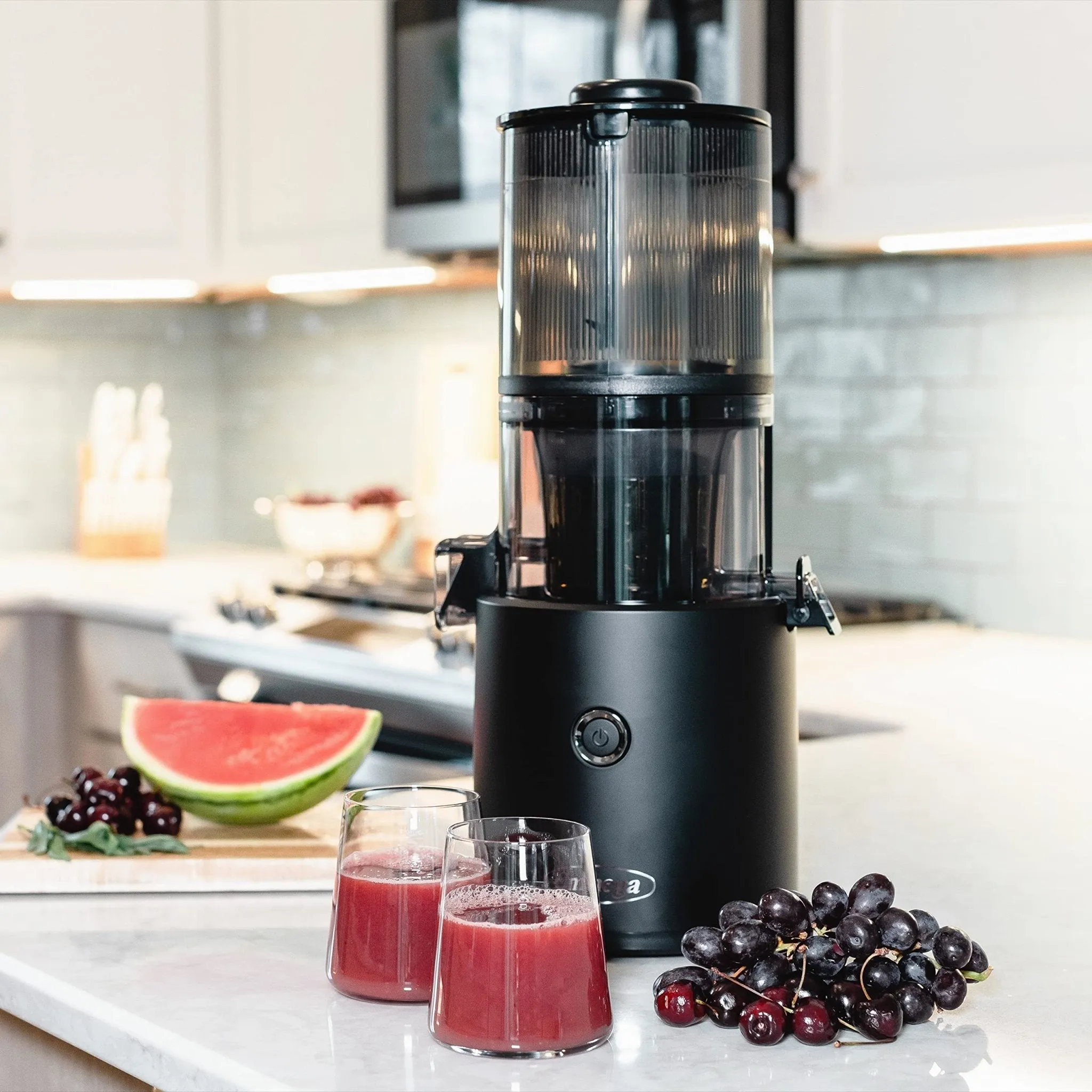 Omega: Batch Juicer - 60-Second Memory Feature, 68oz capacity