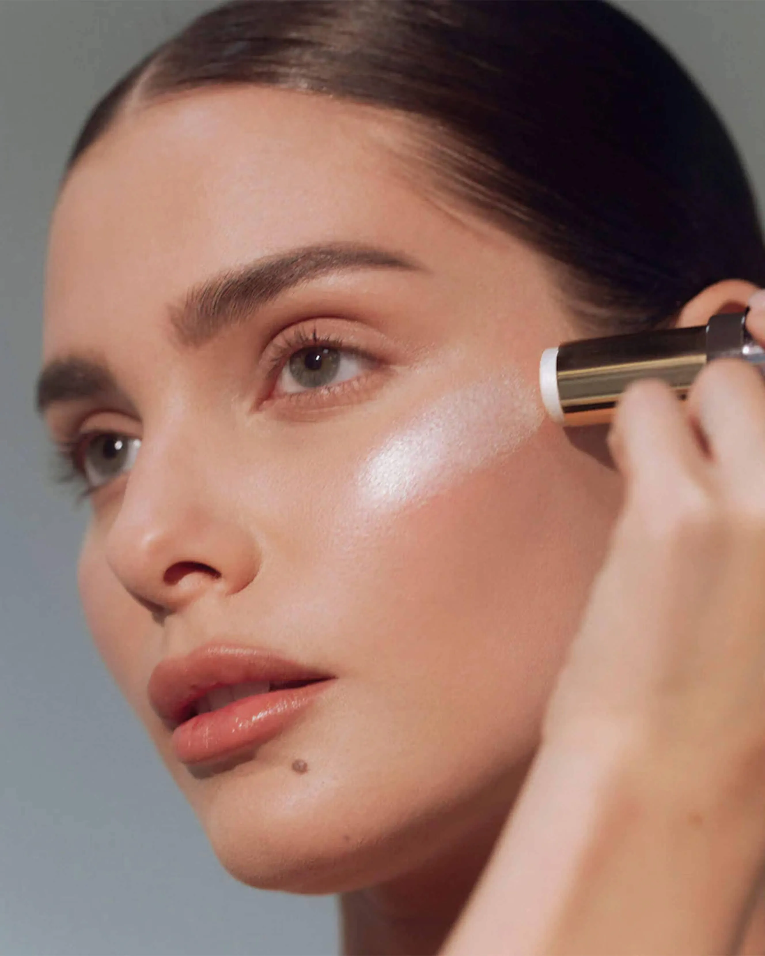 RÓGLOW Skin Stick Highlighter